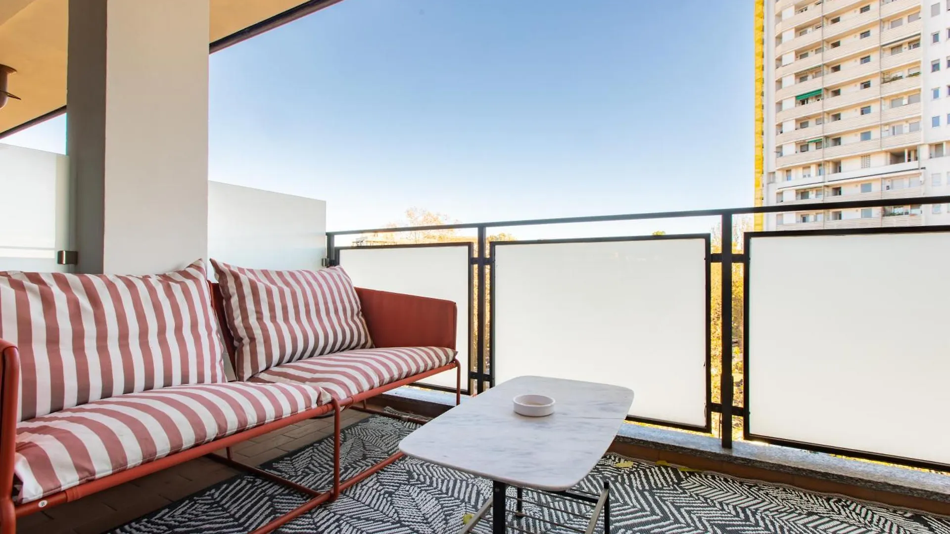 Daplace - Corso Sempione Suites Milano Affittacamere